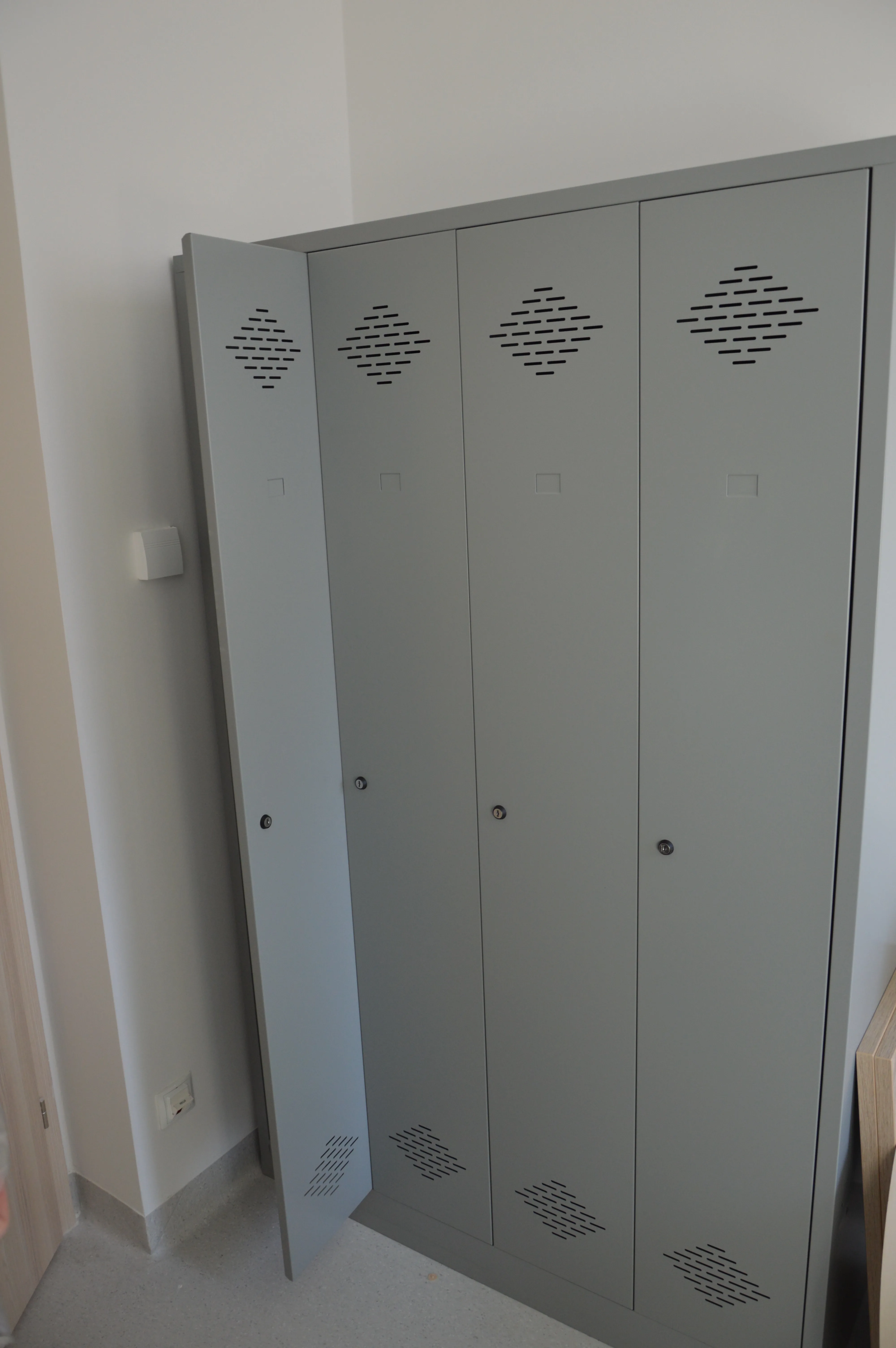 Metalen kledingkasten voor personeelsruimten